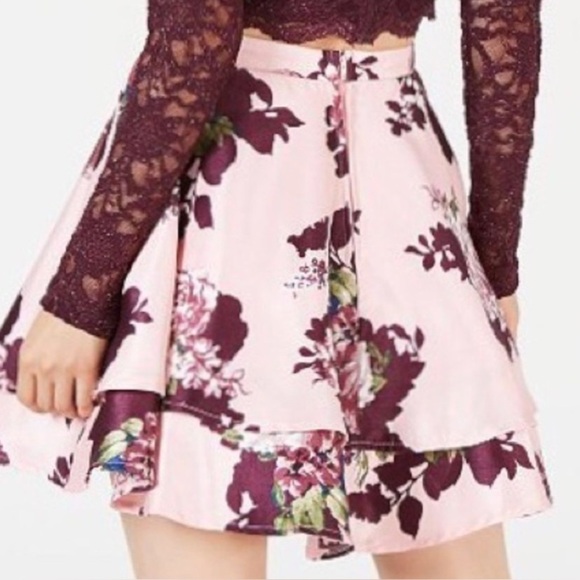 City Studios Juniors Size 3 Pink Floral Flirty Double Ruffle Skirt. New - Picture 2 of 7